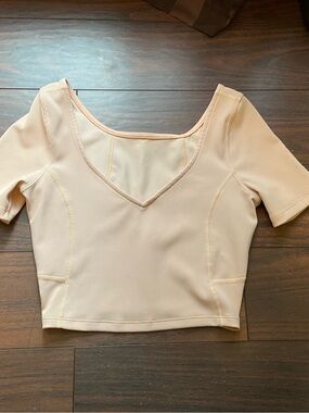 Lululemon Neutral Beige Ribbed cropped short sleeve Top
